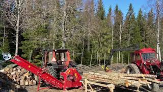 Kapar o klyver ved i storsäck med EstreNokka HM200 vedmaskin Smidigt med hemmagjort stockbord [upl. by Anirb]