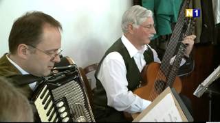 Schrammelmusik beim Heurigen Babler  Blum in Traiskirchen [upl. by Annoved746]