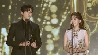 BTSs V amp Park Hyungsik moment  27th Seoul music awards [upl. by Ahsinot]