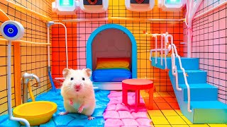 Hamster Escape Minecraft Prison Maze with Police in Pursuit 🐹 Hamster Maze [upl. by Jakie685]