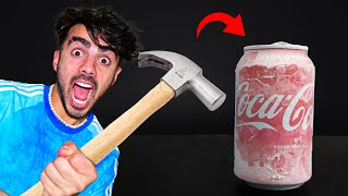 NITROGENO LIQUIDO VS COCA COLA congelando objetos 😱 [upl. by Ahsetan]