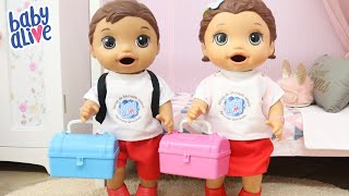 BABY ALIVE GÊMEOS LAURINHA E FELIPINHO VÃO PRA ESCOLA DE UNIFORME NOVO [upl. by Cirred79]