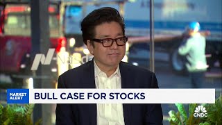 Small caps could outperform by more than 100 in the next few years says Fundstrats Tom Lee [upl. by Eceerehs]