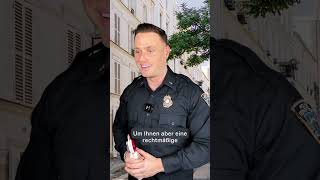 Sind Polizisten ohne Mütze nicht im Dienst 👮​​  WBSLEGAL shorts [upl. by Enohpesrep]