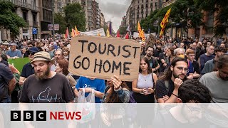 Antitourism protests across Spain continue despite economic growth  BBC News [upl. by Anstice]