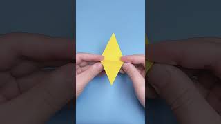 Folding a threedimensional fourpointed star is fun and stressrelieving Fourpointed star ori [upl. by Alo]