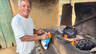 A VOLTA DO SEU PIÁ TOMANDO CAFÉ NO FOGÃO DE LENHA [upl. by Moira662]