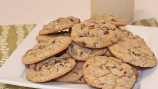 How To Make Old Fashioned Chocolate Chip Cookies Recipe [upl. by Hayotal715]