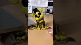 Golden Freddy COSPLAY youtooz collectibles fnaf goldenfreddy springtrap purpleguyfnaf [upl. by Akiret]