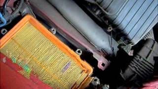 Fiat Bravo Air Filter Change [upl. by Neemsay]