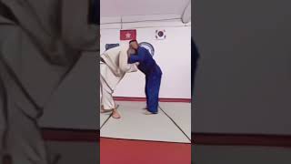 Tomoe nage  Judo [upl. by Ranitta]