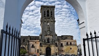 Arcos de la Frontera  Le village blanc de la Sierra de Cadiz  Andalousie  Espagne [upl. by Dasie339]