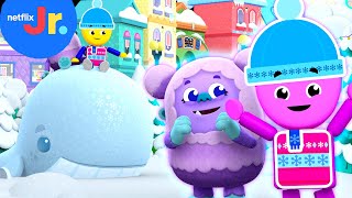 Build a Sleigh with Charlie ❄️ Charlies Colorforms City Snowy Stories  Netflix Jr [upl. by Markson]