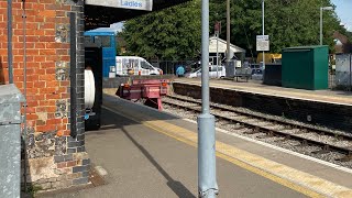 165124 and 165125 departing Bourne end [upl. by Fleeman]