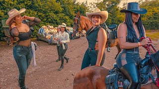 Beautiful Women Walking Around in COLOMBIAN Rodeo 🔥 curvy rodeo horseriding [upl. by Nylidam641]