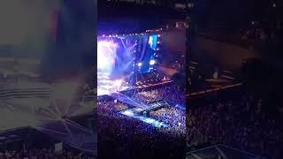 Luke Combs quotthe Kind of Love We Makequot Live at State Farm Stadium in Glendale AZ [upl. by Raddie]