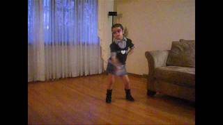 Arianna dances to Womanizer from Wiis Just Dance [upl. by Ardni]