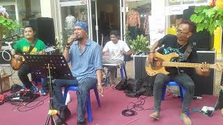 Dont Look Back Anger OASIS cover by Pengamen Tempat Hiburan [upl. by Key]