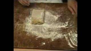 Volkorenbrood  Croissants maken [upl. by Tamqrah]