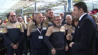 Renzi visita lo stabilimento Fiat Mirafiori di Torino [upl. by Erdda]