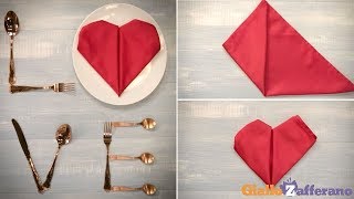 Tovagliolo a forma di cuore  Tutorial [upl. by Kaye964]