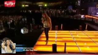 Nancy Ajram Lawn Oyounak Mobinile Music Awards 2007 [upl. by Nnahs]