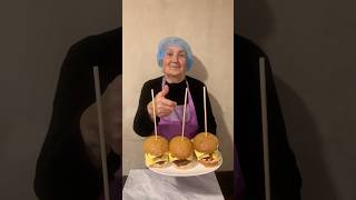 Grandma makes delicious burgers🥰🍔🍔🍔 burgers cooking recipe yummy food бургер [upl. by Draude6]