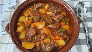 Guiso de PATATAS Y CARNE  PLATO ÚNICO [upl. by Jameson]