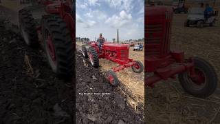 Tandem FARMALL Tractor Plowing bigtractorpower internationalharvester farmall caseih [upl. by Orlan570]