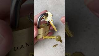 The Danlock puzzle opens with a broken key puzzles [upl. by Holloway]