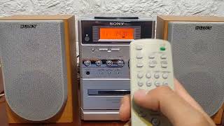 Prueba salida auxiliar MD y compactera equipo Sony CMT CN3 [upl. by Anelak]