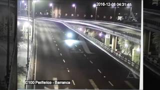 Así fue el mortal accidente de motociclistas en el segundo piso del Periférico  Aristegui Noticias [upl. by Yesnil522]