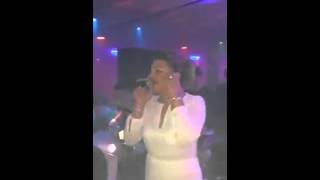 Cheba Samira LOranaise 2015  Rah Ygouli Cest Fini Live Bezef Toop [upl. by Wilser]