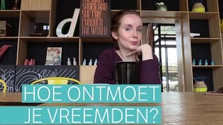 Hoe kom je in contact met vreemden [upl. by Oiratno391]