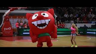 Mascot Zubbi Eats Cheerleader FUNNY FAIL [upl. by Lepp696]