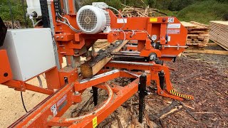 Köp Mobilt sågverk WoodMizer LT20 hydraulisk stocklyft på Klaravik [upl. by Anauqat]