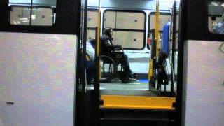 Autobús para Discapacitados con elevador Braun [upl. by Elroy591]