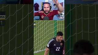 El mejor portero de estás eliminatorias es Venezolano 🇻🇪🔥 venezuela futbol vinotinto [upl. by Nnalyrehs]