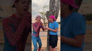 O HOMEM ARANHA PEGOU O FINI😂😂😱😭🍬 funny comedy memes [upl. by Luhe]