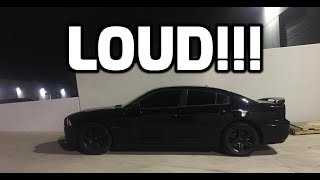 INSANELY LOUD HEMI 2014 CHARGER Exhaust  straight pipe no resonator no Muffler  Revs [upl. by Odlaumor]