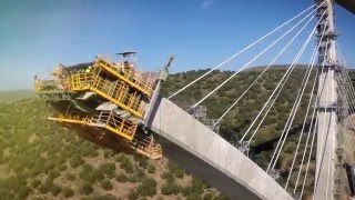 Somos Adif el administrador de infraestructuras ferroviarias de España [upl. by Oicnedurp]