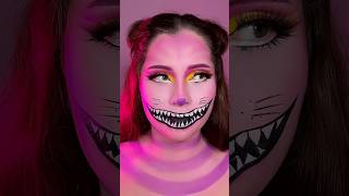 Cheshire 💖 halloweenmakeuplook makeup makeupartist maquillaje makeuptutorial halloween [upl. by Novelc71]