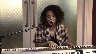 Marsha Ambrosius quotButterfliesquot Acoustic [upl. by Frodine503]