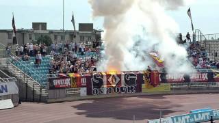 Section Grenat  LausanneSport  Servette FC  20092010  25042010  Tifo et pyro [upl. by Shulman]