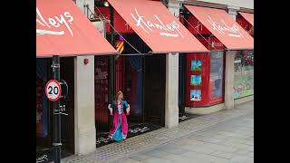 Princess dancing at Hamleys in London [upl. by Trembly]