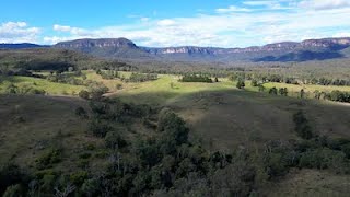 Hiking the 6 Foot Track in the Blue Mountains [upl. by Lirba]