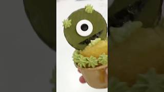 EASY Halloween Treat 🎃 halloweenparty food spookytreats halloweentreatsforkids cupcake [upl. by Kunin767]