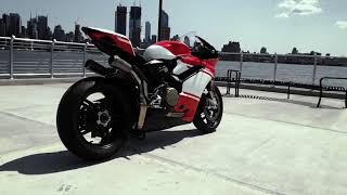 Ducati 1299 Superleggera [upl. by Tezzil769]