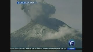 Mexicos Popocatepetl volcano erupts [upl. by Linnette148]