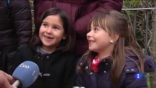 Los niños piden regalos a los Reyes Magos [upl. by On]